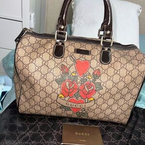 Gucci Beige and Red Floral Satchel